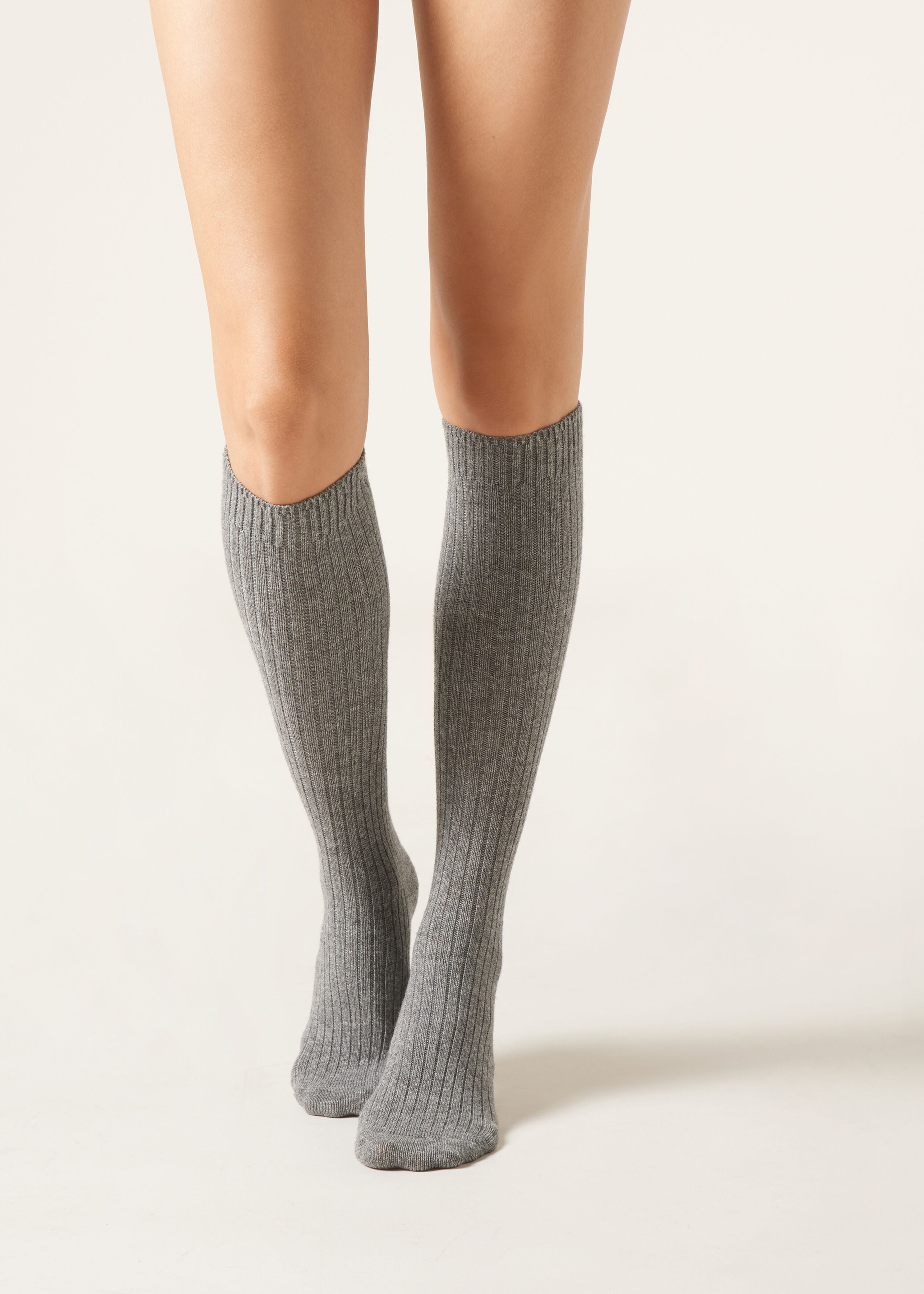 Ribbed High-Knee Wool Socks
